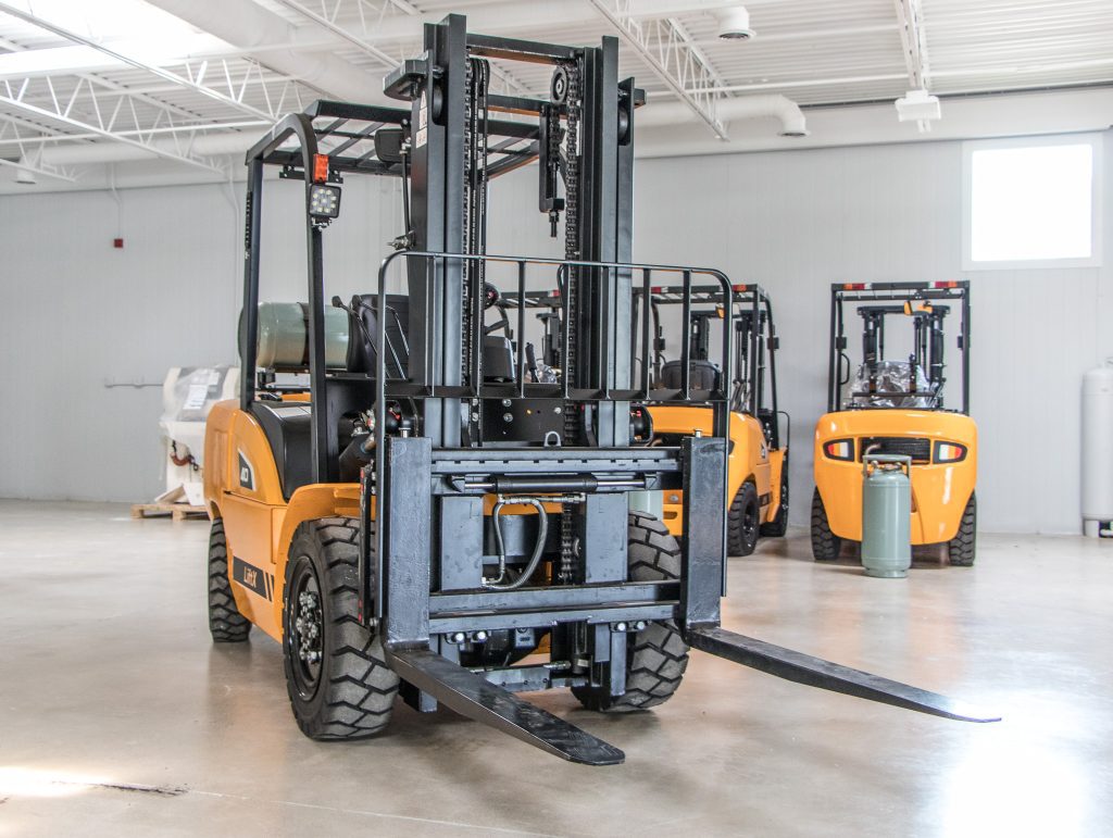 Sustainable LPG forklift navigating a Norwalk warehouse